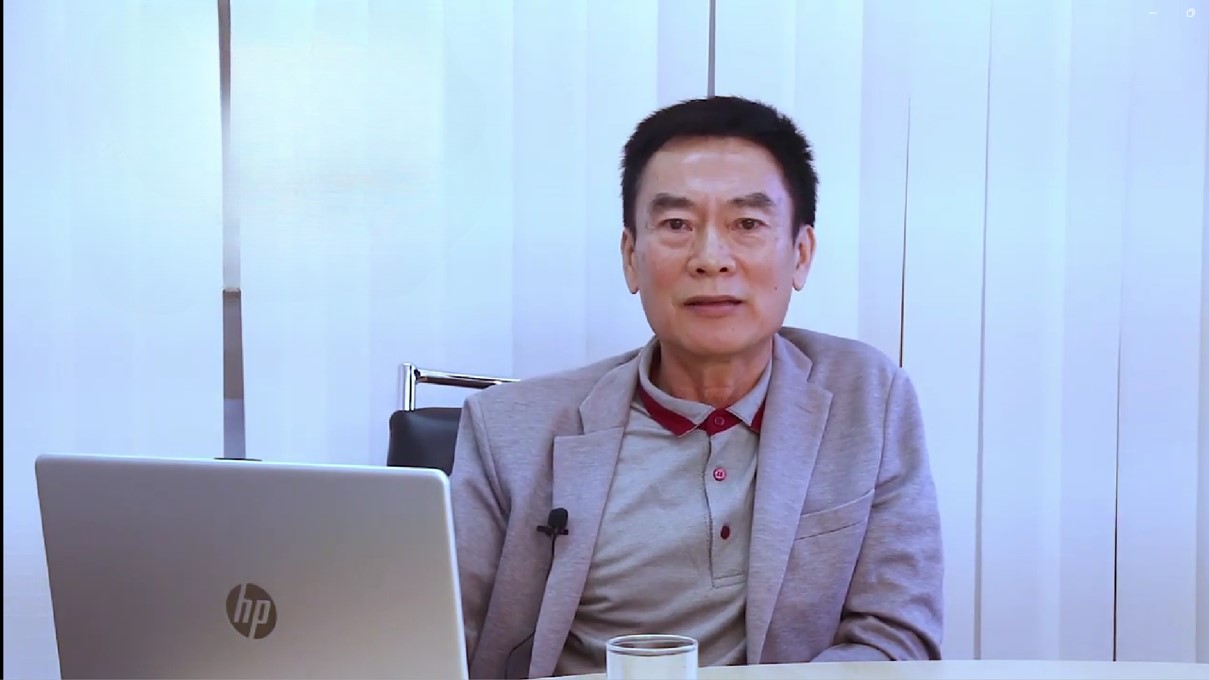 อาจารย์พรเทพ  พงษ์สง่างาน